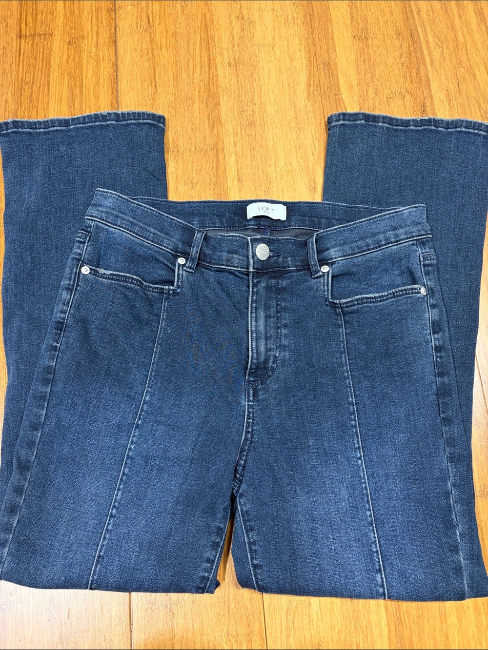 Loft Dark Wash Front Seam Cotton Flare Crop size 28/6